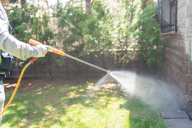 Best Pest Removal Services  in Evansville, WI